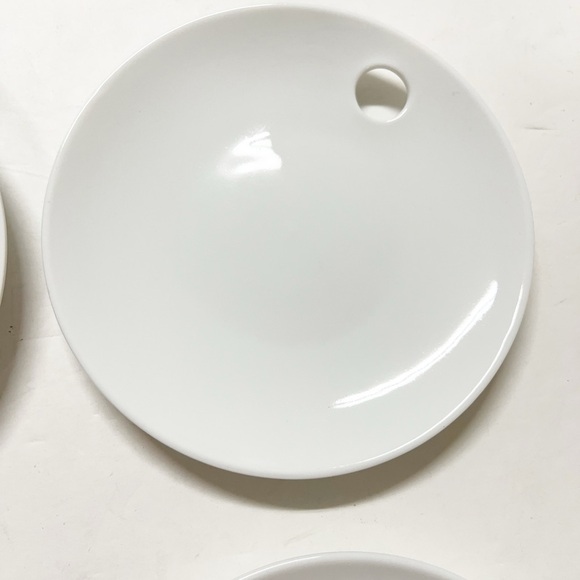 Crate & Barrel White Porcelain 6" Loop Plate Appetizer Plate with Hole Set of 4 - Picture 5 of 7